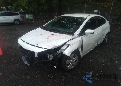 2017 Kia Forte Lx из США, поврежденный, VIN 3KPFL4A77HE028224